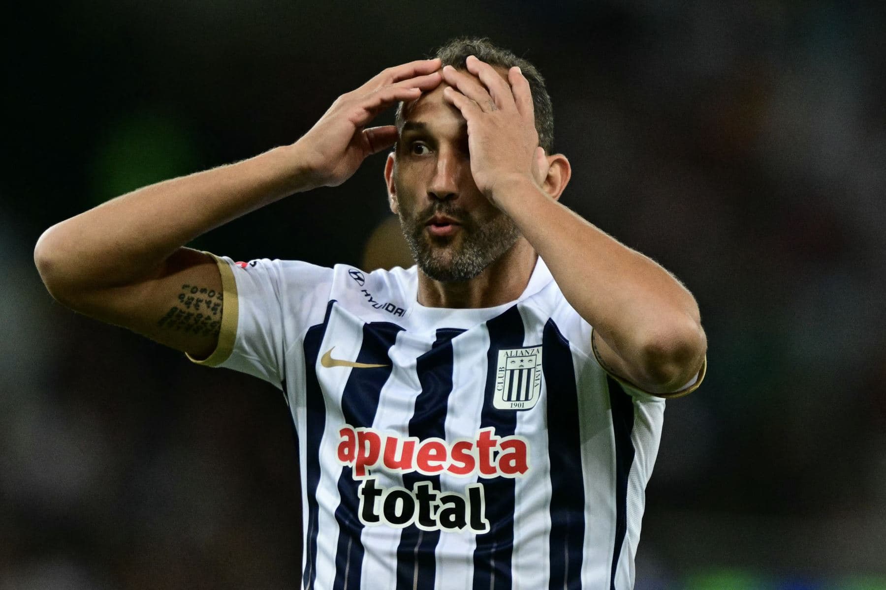 ¿Hernán Barcos se va de Alianza Lima? Días claves definirán el futuro del ‘Pirata’