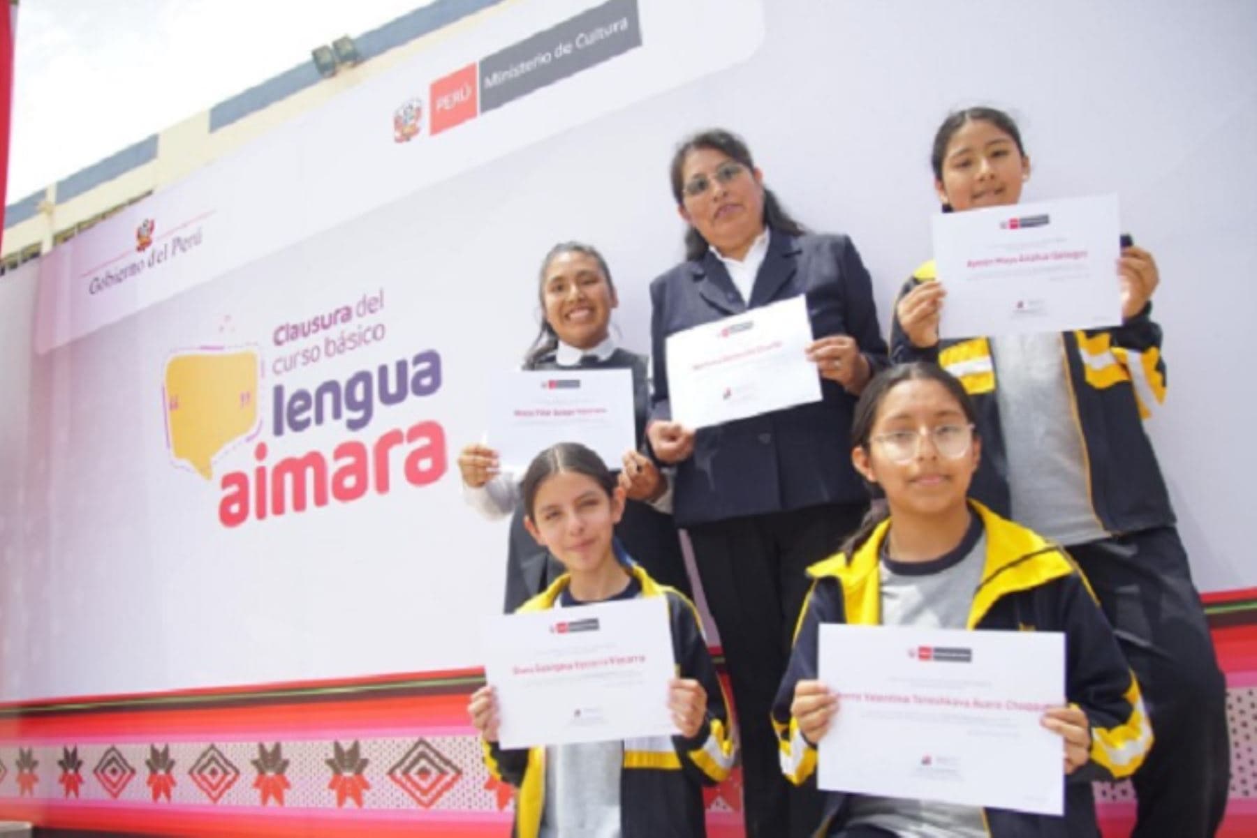 Curso gratuito de aimara culminan más de 50 alumnos tacneños orgullosos de su identidad