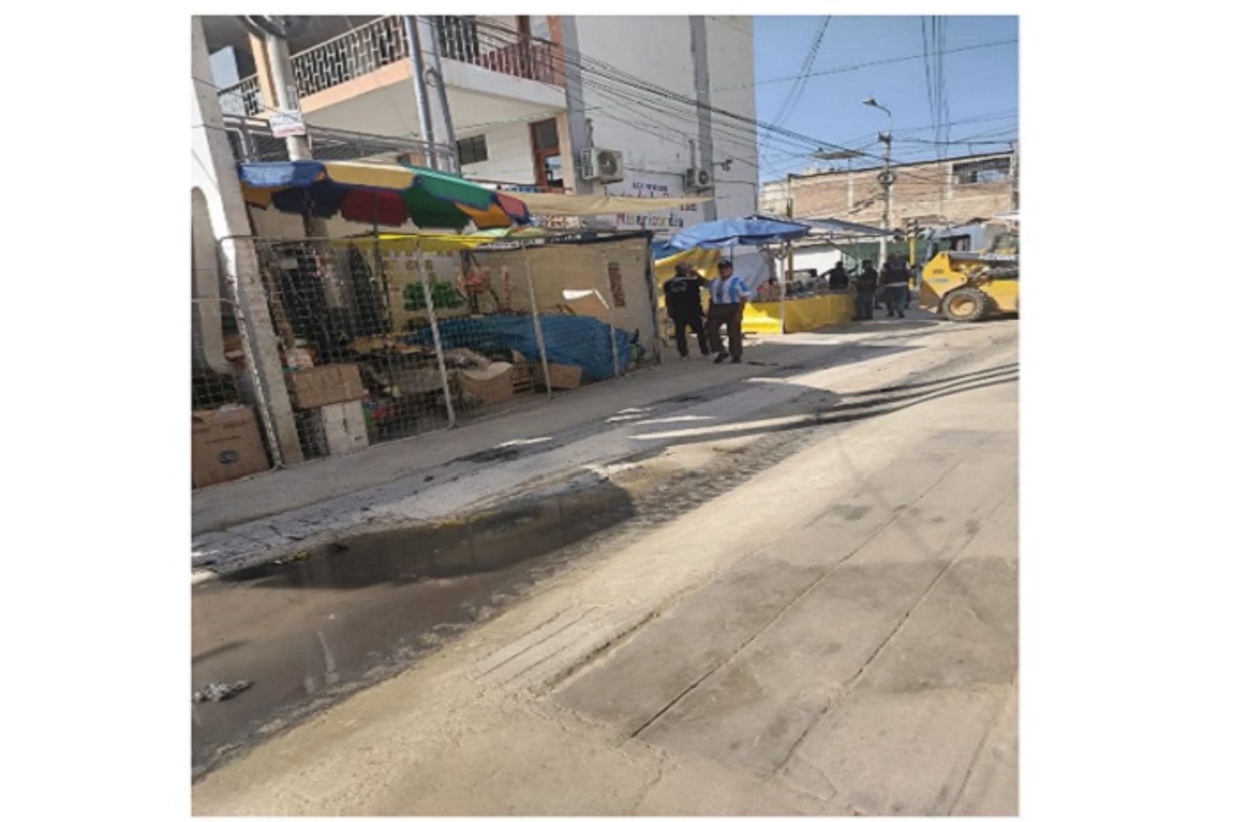 Tumbes: ambulantes impiden instalar carpas de emergencia por incendio urbano